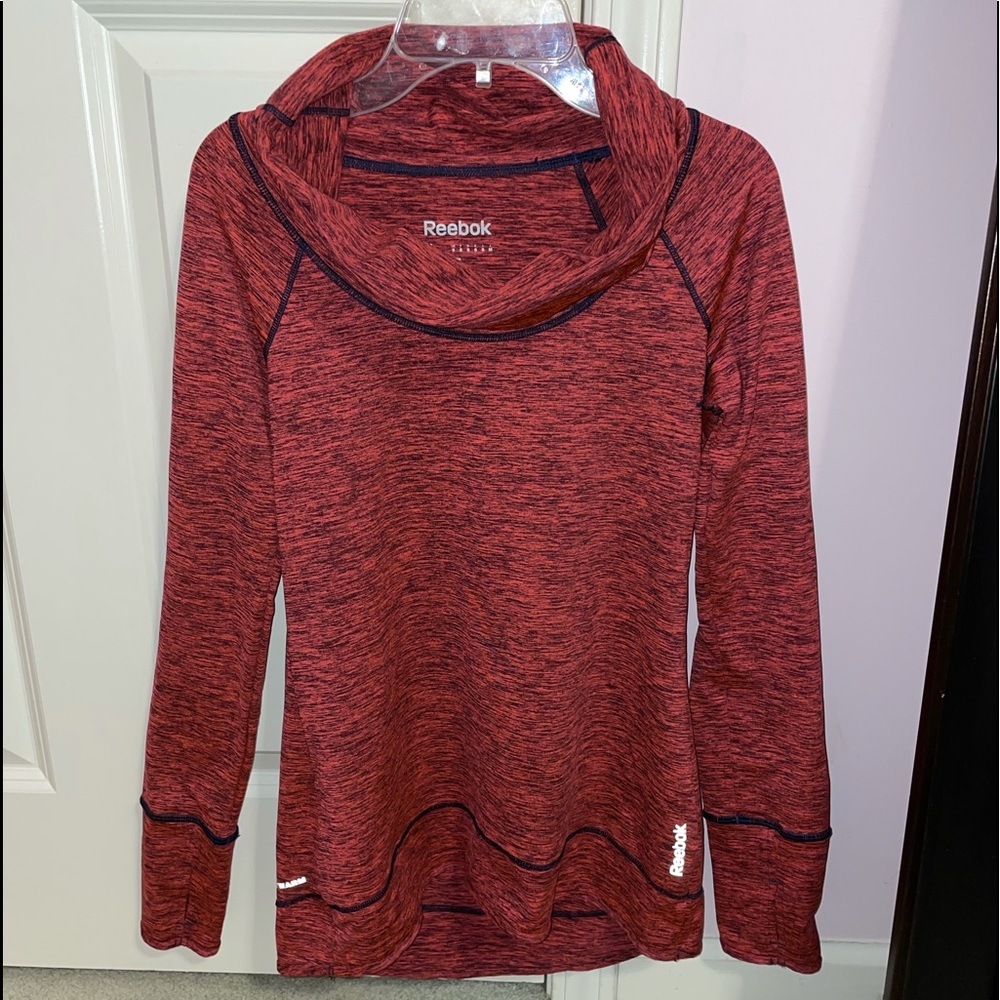 Reebok scoop neck long sleeve